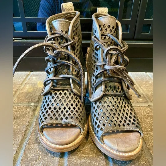 Freebird “Benni” sandals - Picture 2 of 7